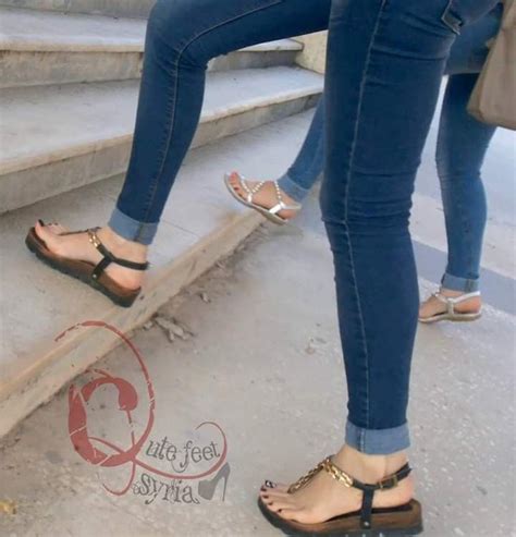 sexy arab feet